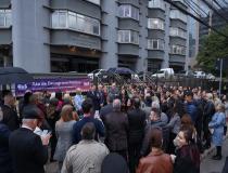 PROTESTO/DESAGRAVO. 400 advogados em protesto contra desembargador do TRT-RS